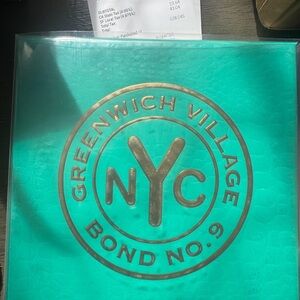 Bond No. 9 New York Teal Box with Gold Greenwich Village Emblem